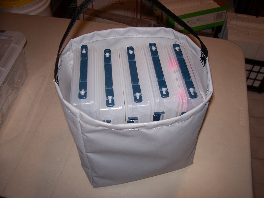 Five Pack Double Sided Tackle Boxes Plus Carrying Bag Five Pack Double Sided Tackle Boxes Plus Carrying Bag
